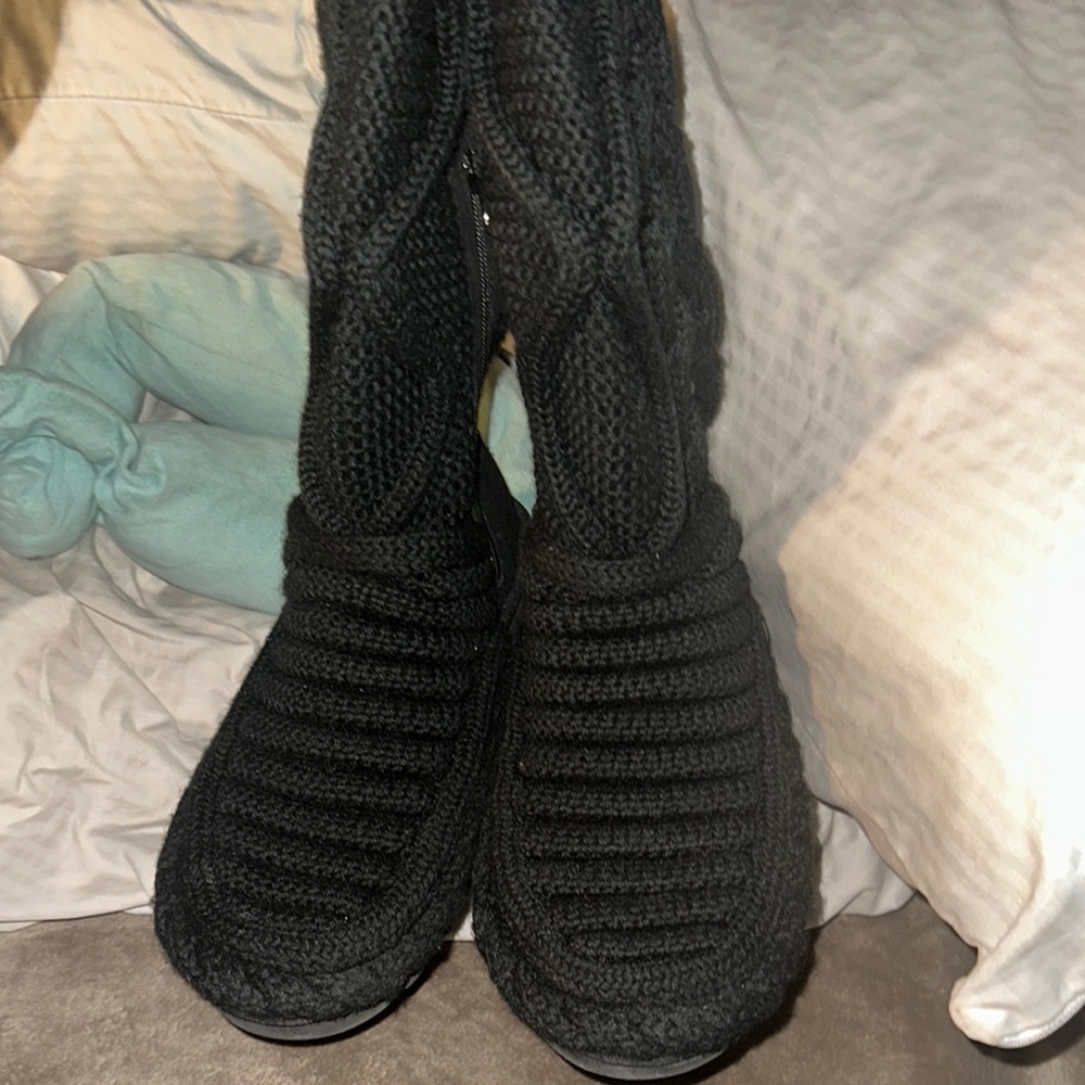 UGG Black Winter Boots with Cozy Knit Texture